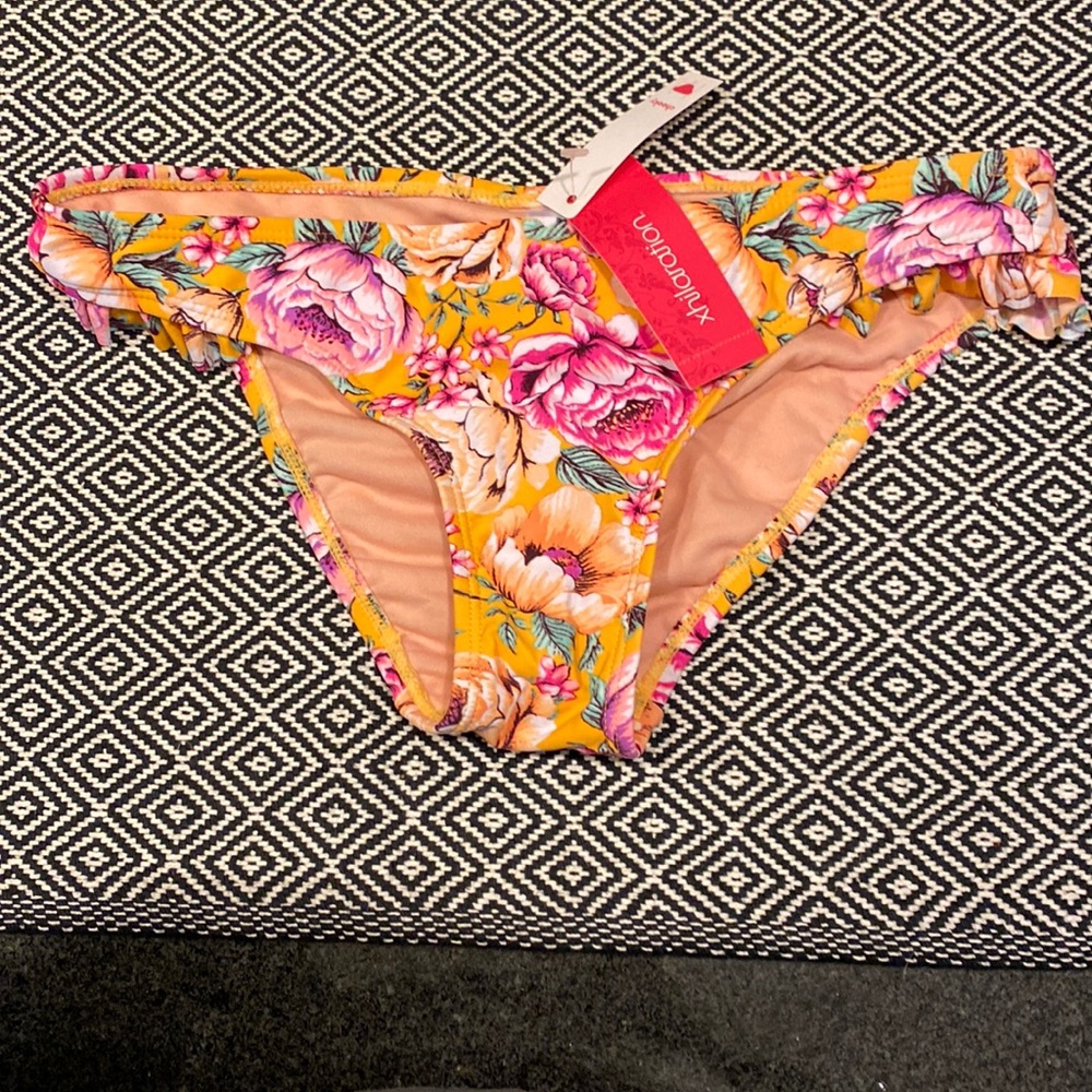 Tropical Bikini bottoms NWT